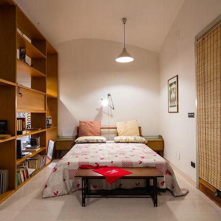 Appartamento A Palazzo Berio เนเปิลส์ ภายนอก รูปภาพ