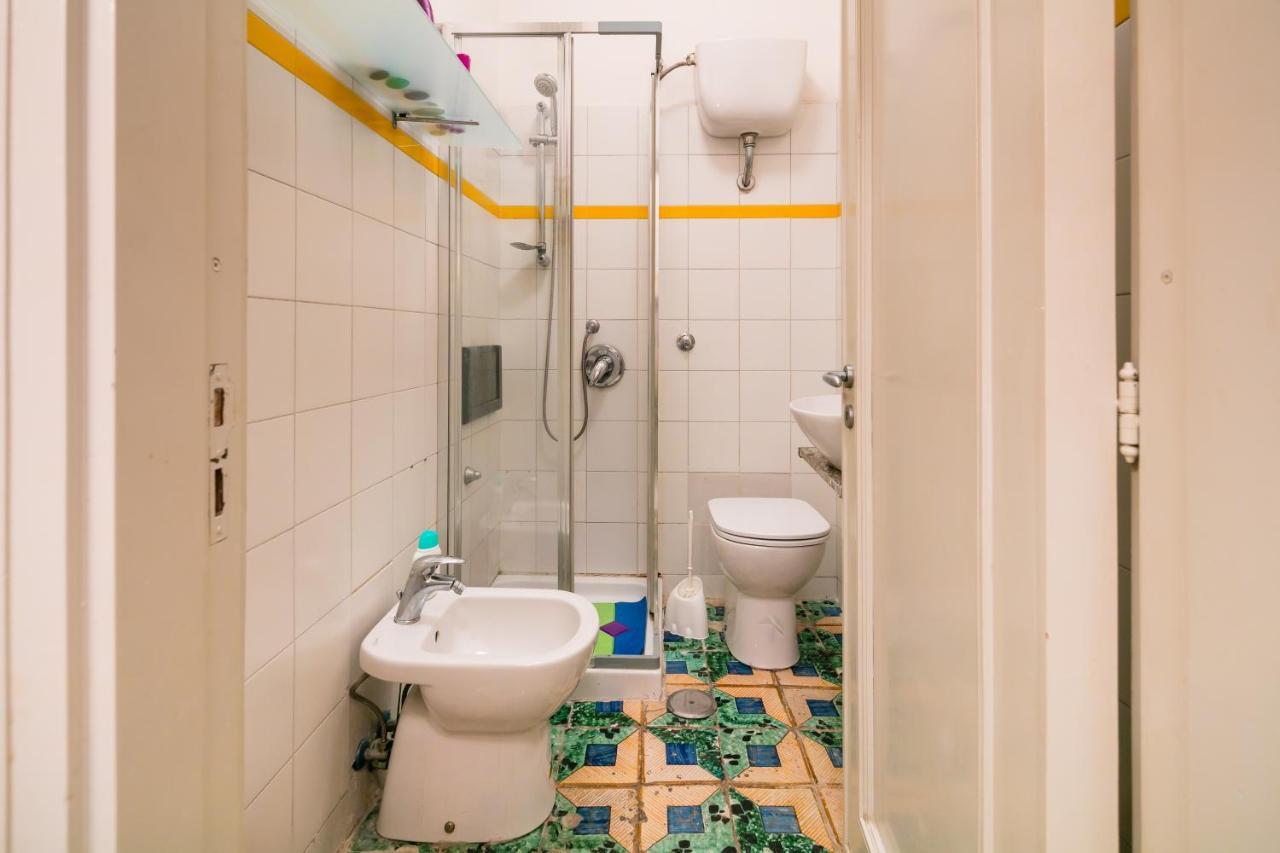 Appartamento A Palazzo Berio เนเปิลส์ ภายนอก รูปภาพ